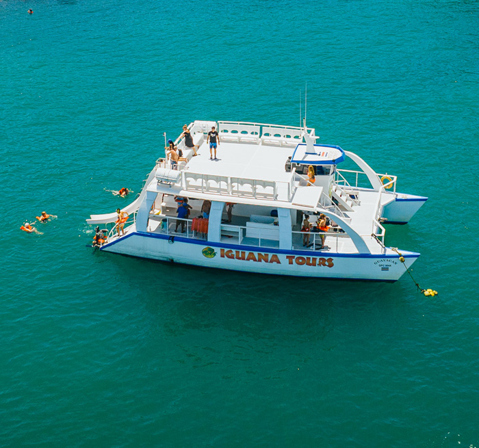 JACó Catamarán y Snorkel