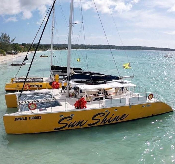 Crucero en catamarán con fiesta al atardecer, crucero al atardecer en Negril, crucero en catamarán en Jamaica, catamarán Sunshine, catamarán con esnórquel Crucero De Fiesta from Negril, Montego Bay, Lucea - Jamaica