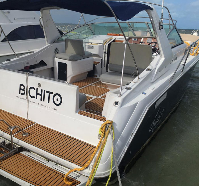 AKUMAL Limusina oceánica